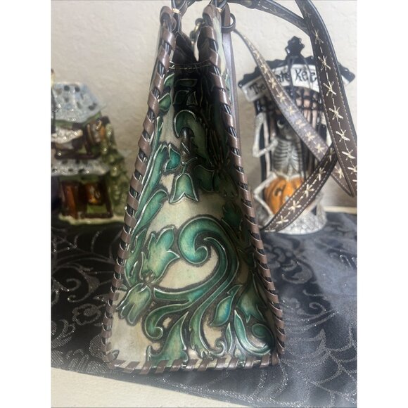 Madi Claire MC Genuine Leather Green Ivy Embossed Shoulder Bag Tassel EUC - Picture 4 of 12